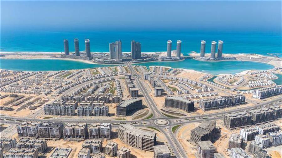 العقارات في مصر تواجه مخاطر السداد طويل الأجل.. ماذا قال الخبراء؟ 